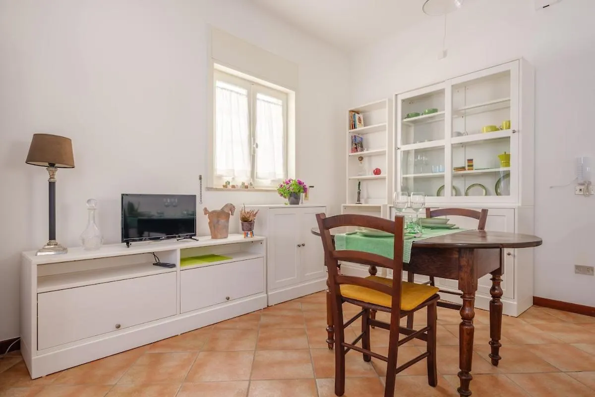 Pretty Apartment At City Walls Lecce Italy